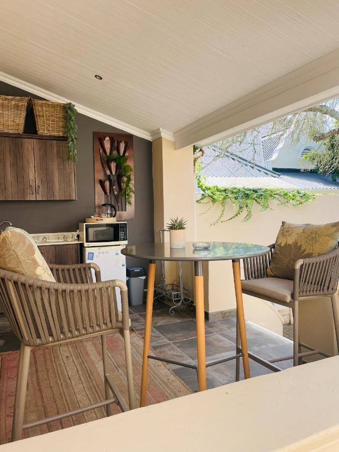 C-Vu-Cottage Cosy And Warm Private Apartment Mossel Bay Extérieur photo